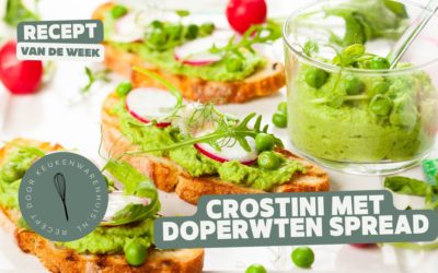 Crostini met doperwten spread