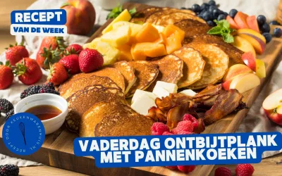 Vaderdag ontbijtplank met pannenkoeken